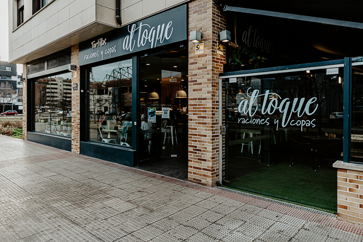 Al Toque "Las Gaunas", Tortillas, raciones y copas