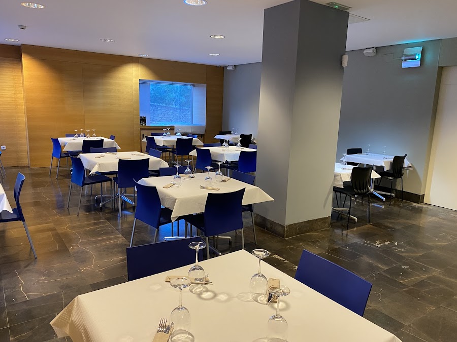 Bar, Restaurante y Habitaciones Los Rosales