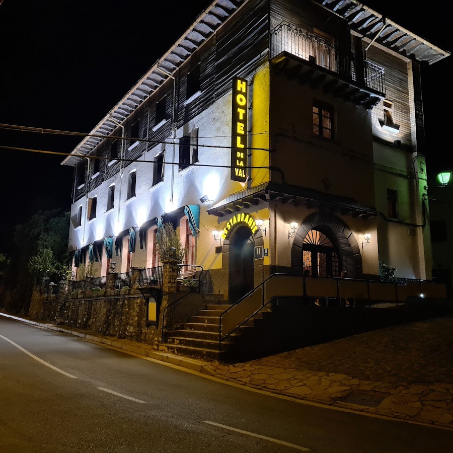 HOTEL DE LA VAL Restaurante