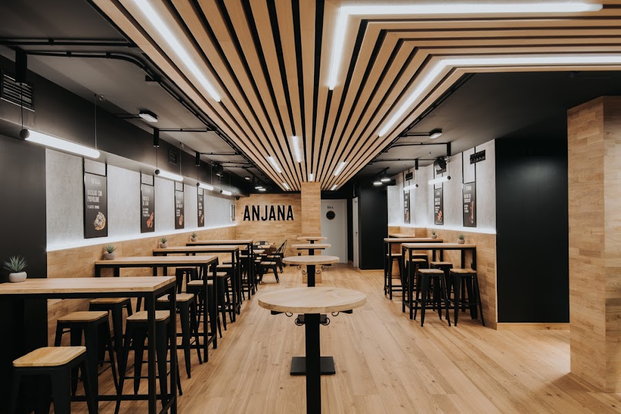 La Anjana ( Zona Laurel )